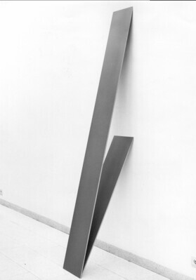 1981_1990\1983.0227zw.jpg; 1983.0227; ;